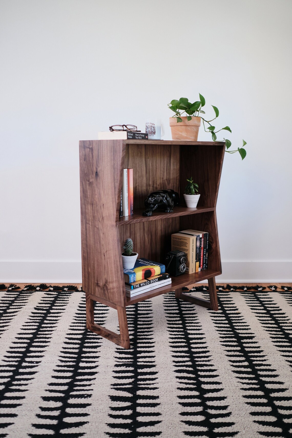 Boto Modern Kitaplık