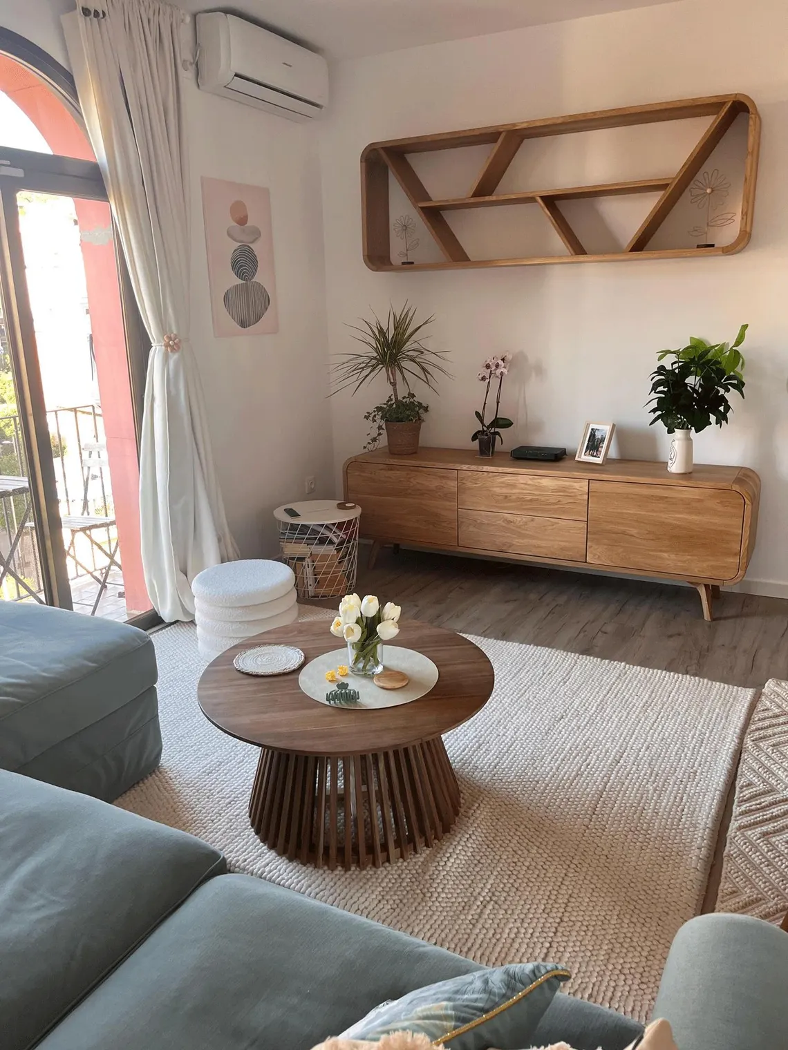 Geometrik Ahşap Raf Ünitesi3