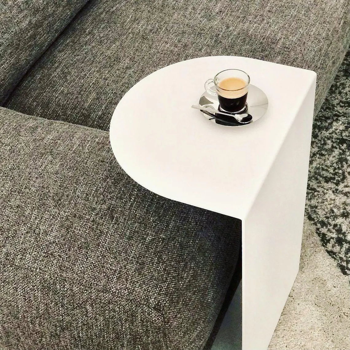 Modern Geometrik Metal Sehpa3