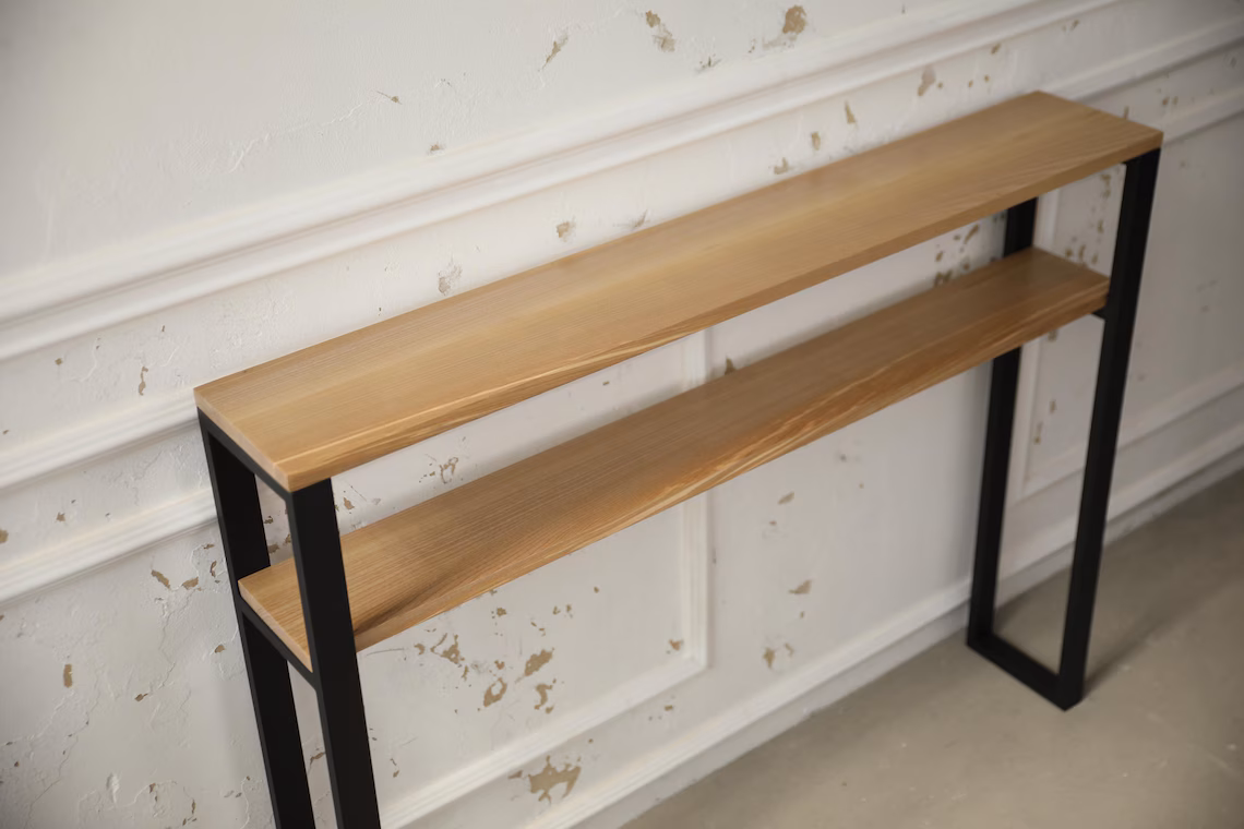 Siyah Metal Dresuar – Ahşap Detaylı Modern Duvar Konsolu4