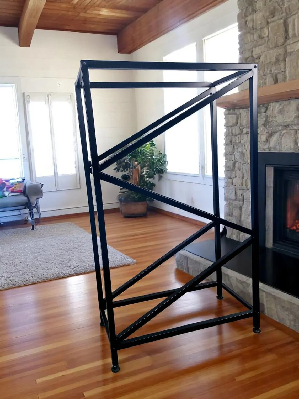 Yüksek Metal Odunluk – Siyah Şömine Odunluğu8